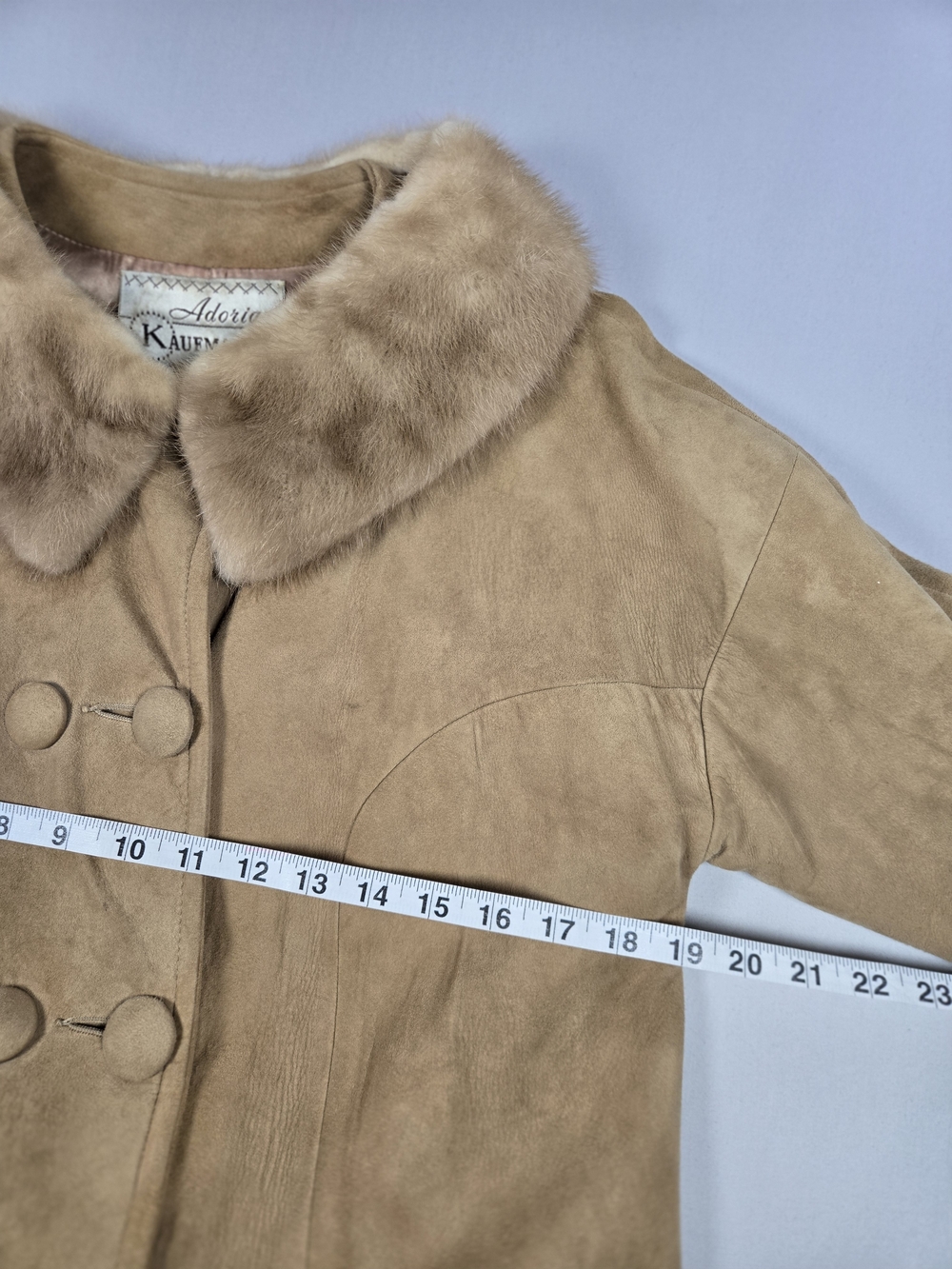 Vintage Tan Suede Trench Coat with Fur Collar - Picture 11 of 14